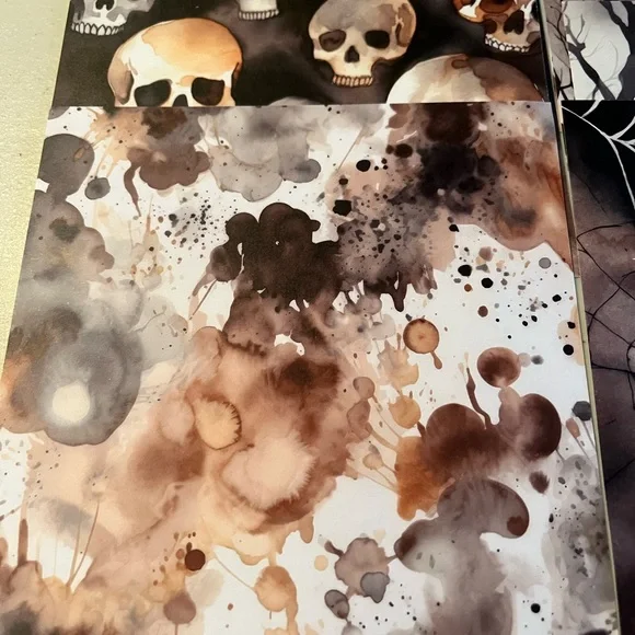 Halloween Themed Decorative Paper Set 12 sheets - Picture 3 of 6